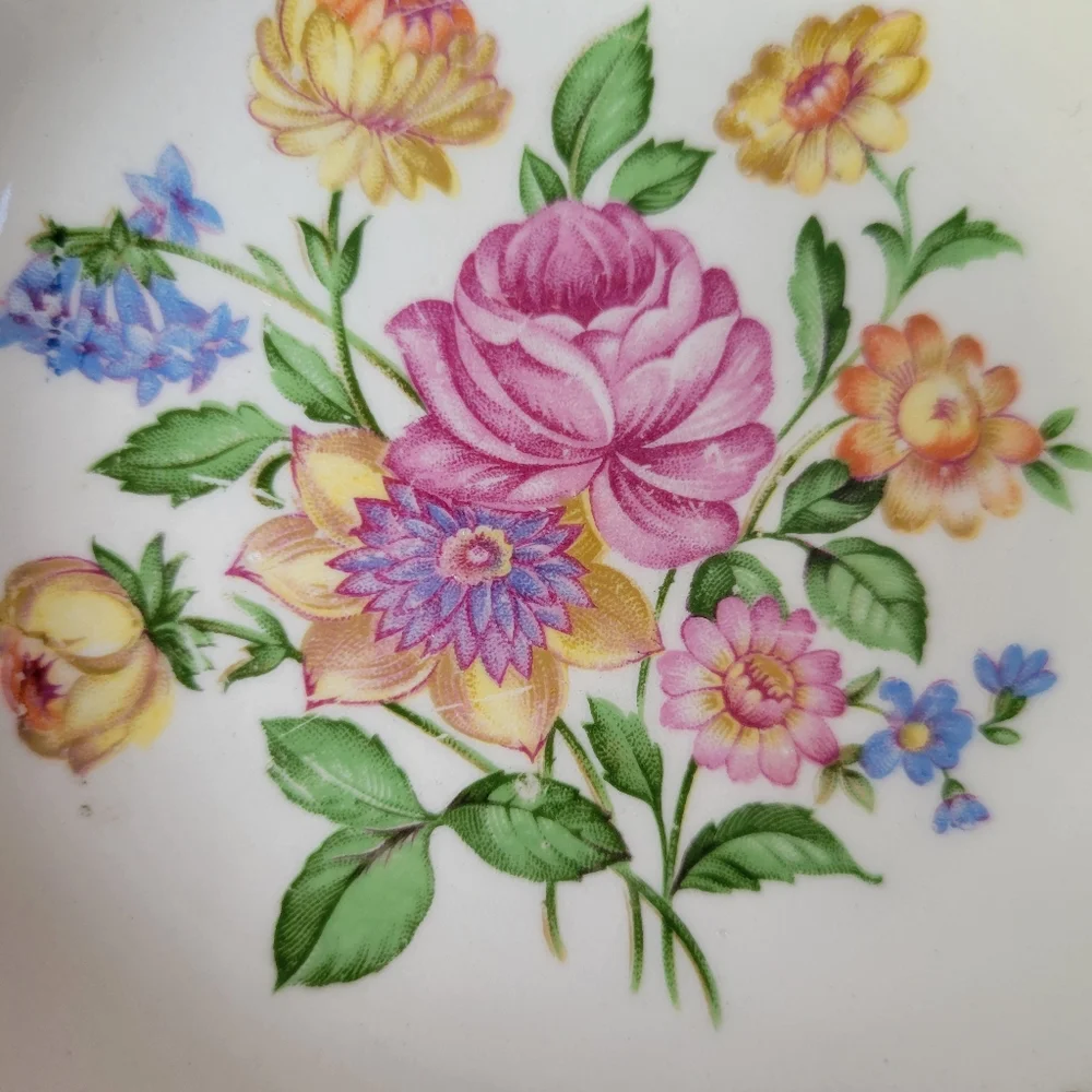 Vintage Dish ~ Knowles Rimmed Fruit/Dessert (Sauce) Bowl ~ Shabby Chic ~